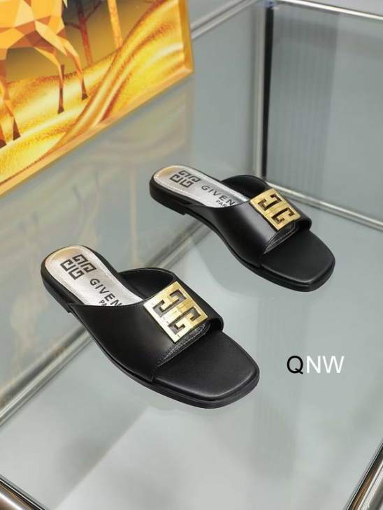 Picture of Givenchy Slippers _SKUGivenchysz35-40WN05012673